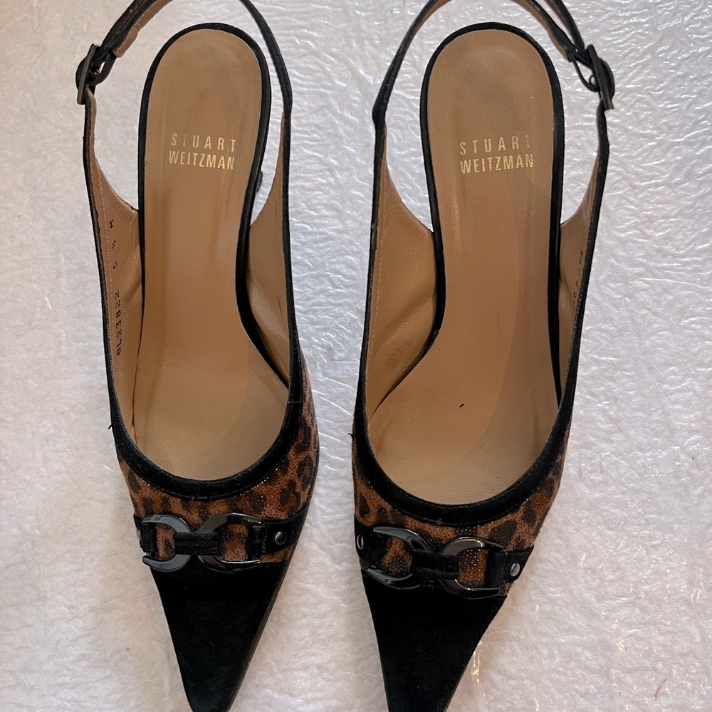 Stuart Weitzman Low heal. Size 5.5 woman’s US.